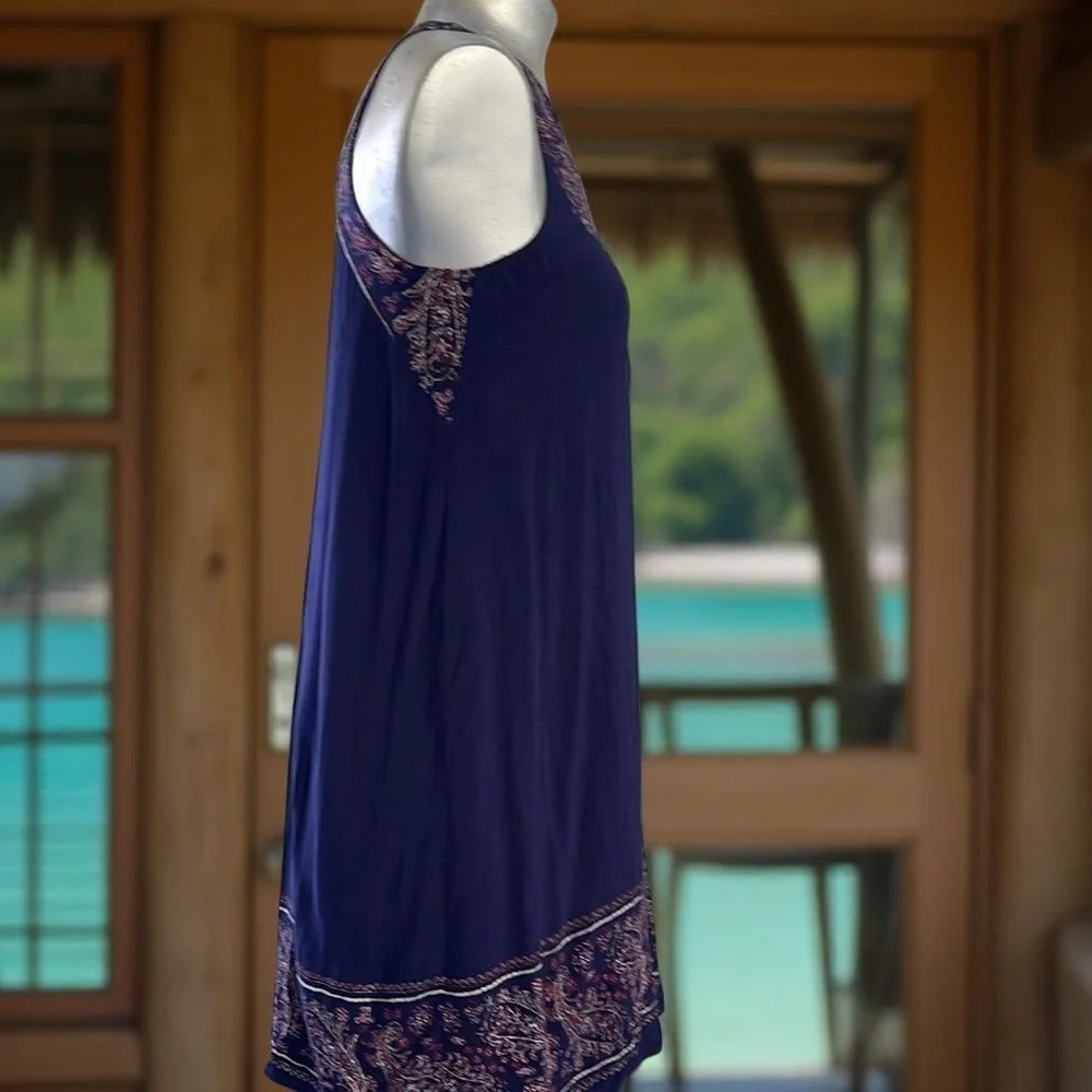 Navy Sleeveless Dress with Pink Embroidery size Medium - Picture 4 of 5